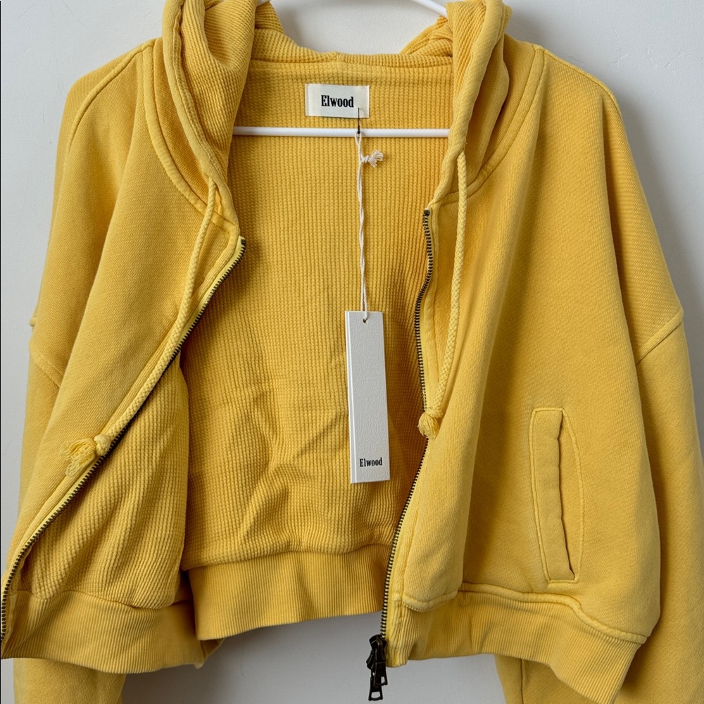 Elwood Cropped Yellow Thick Waffle Knit Lined Hoodie Size: L - Picture 4 of 7